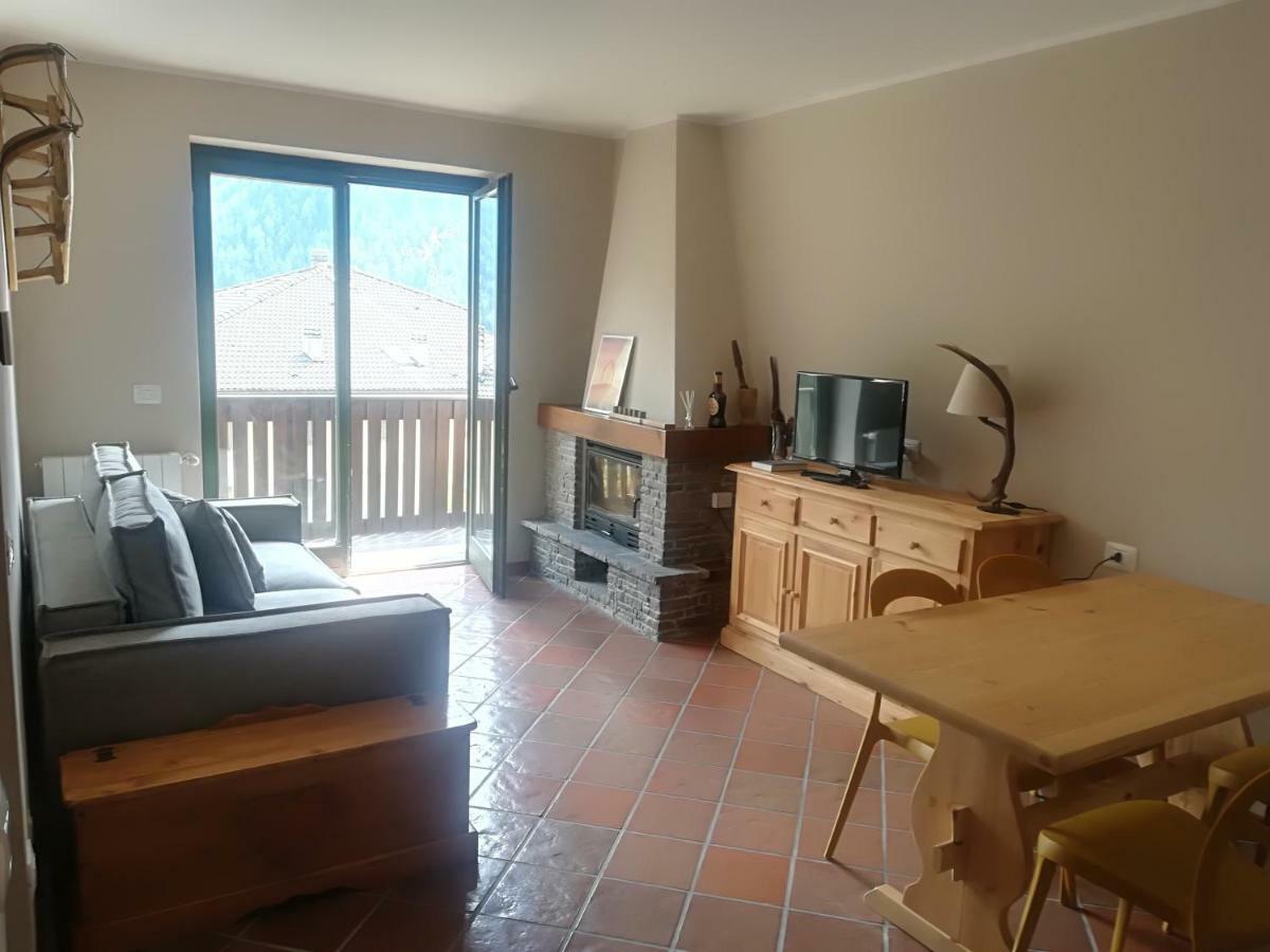 Rele B Apartment Temu Luaran gambar