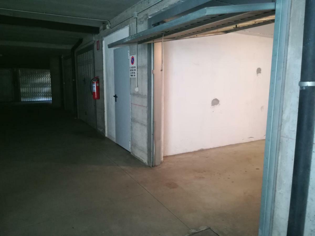 Rele B Apartment Temu Luaran gambar